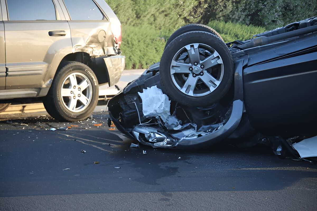 electric Car Accident. Non Injury Car Accident due to distracted driving