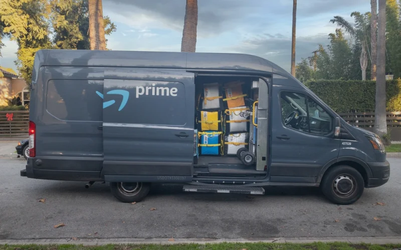 Amazon Van Door Accidents: What Causes Them and Who May Be Liable in Washington?